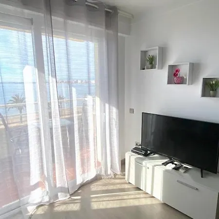 Διαμέρισμα Rhode 2a Ρόζες
